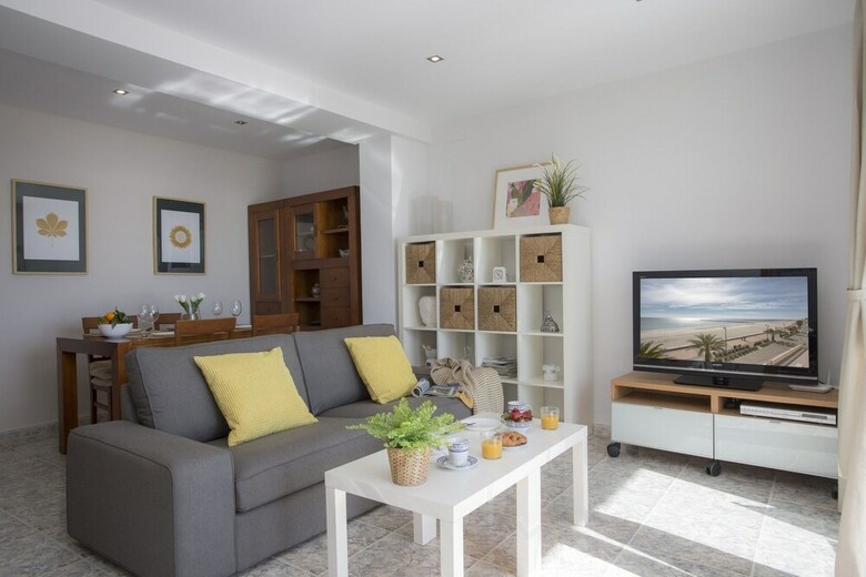 Apartamentos Singularstays El Faro