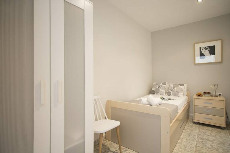Apartamentos Singularstays El Faro