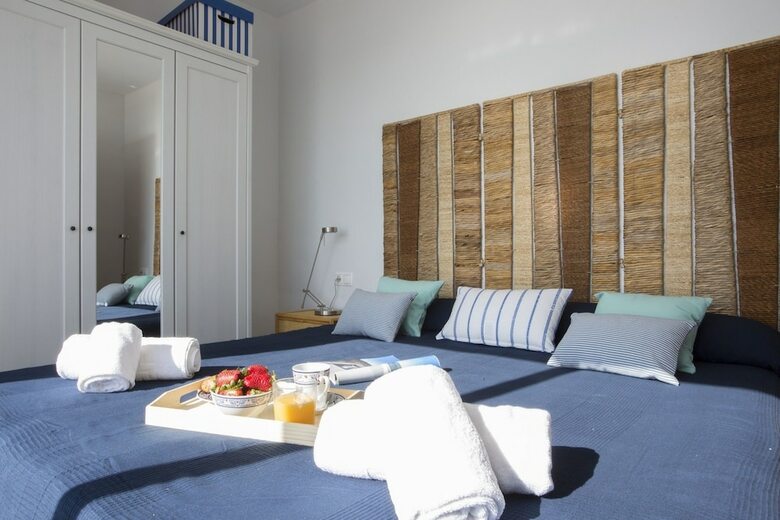 Apartamentos Singularstays El Faro