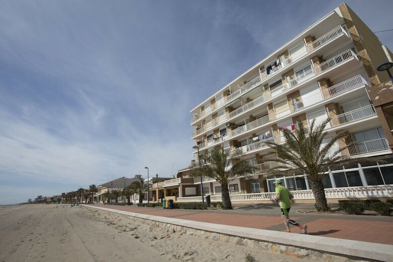 Apartamentos Singularstays El Faro