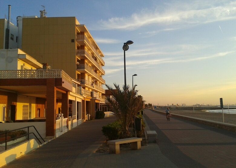 Apartamentos Singularstays El Faro