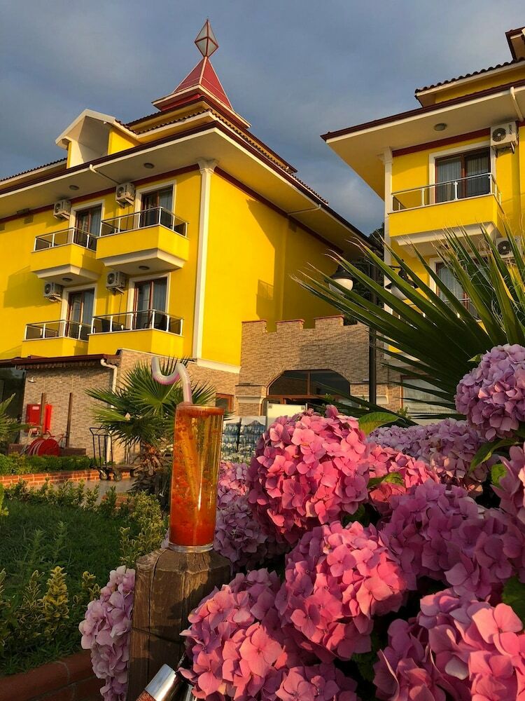 Tatilya Resort Hotel