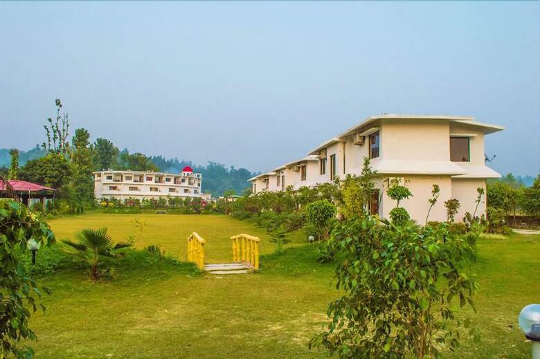 Hotel Aranya The Kanan