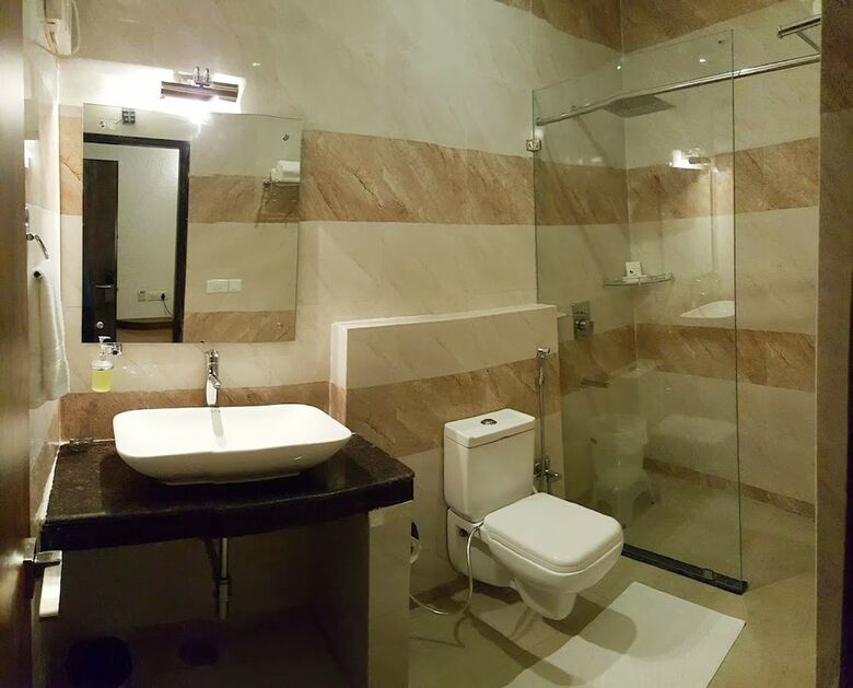 Hotel Aranya The Kanan