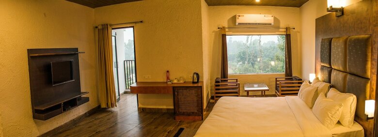 Hotel Aranya The Kanan