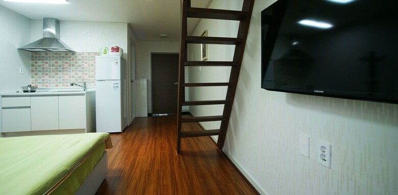 Jeju J Pension