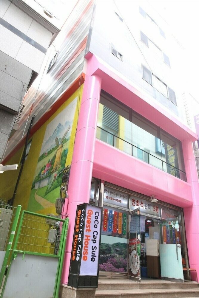 Coco Capsule Guesthouse - Hostel