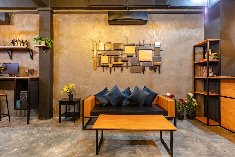 Hostal The Z Nite Hostel