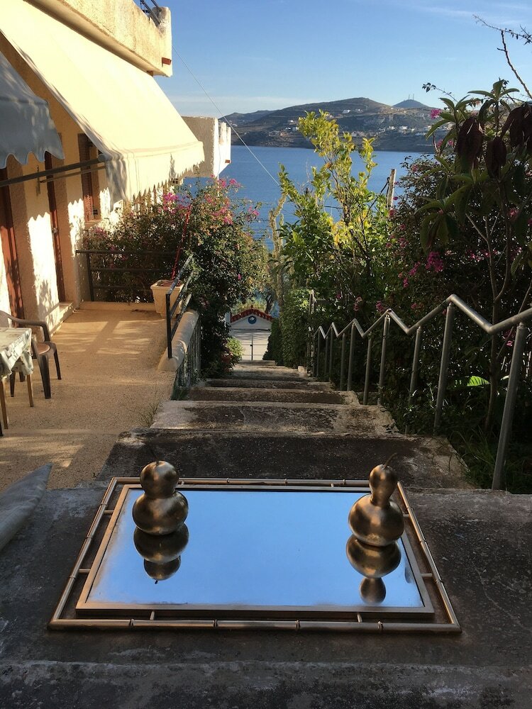 Apartamentos Daskalio Resort Adamis