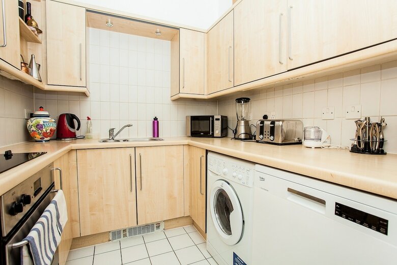 1 Bedroom Apartment In Farringdon