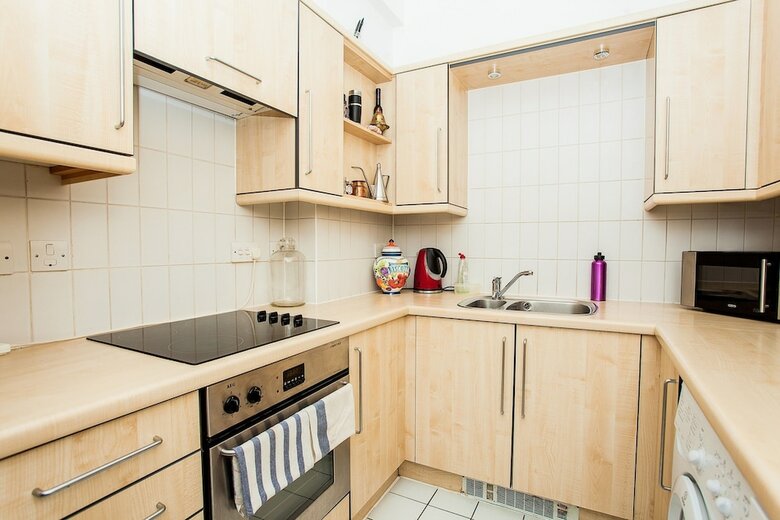 1 Bedroom Apartment In Farringdon