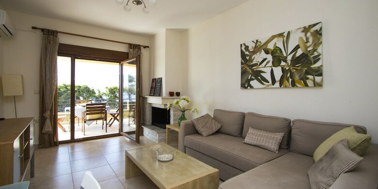 Akrogiali Villas I