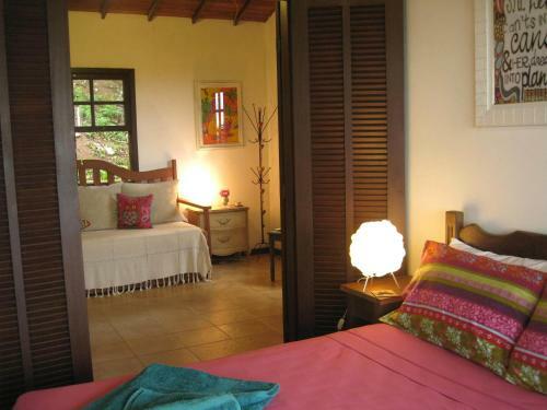Bed & Breakfast Flor Morena Guesthouse