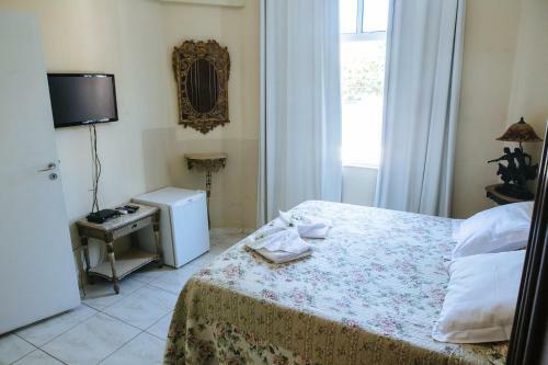 Hostal Hotelinho Urca Guest House