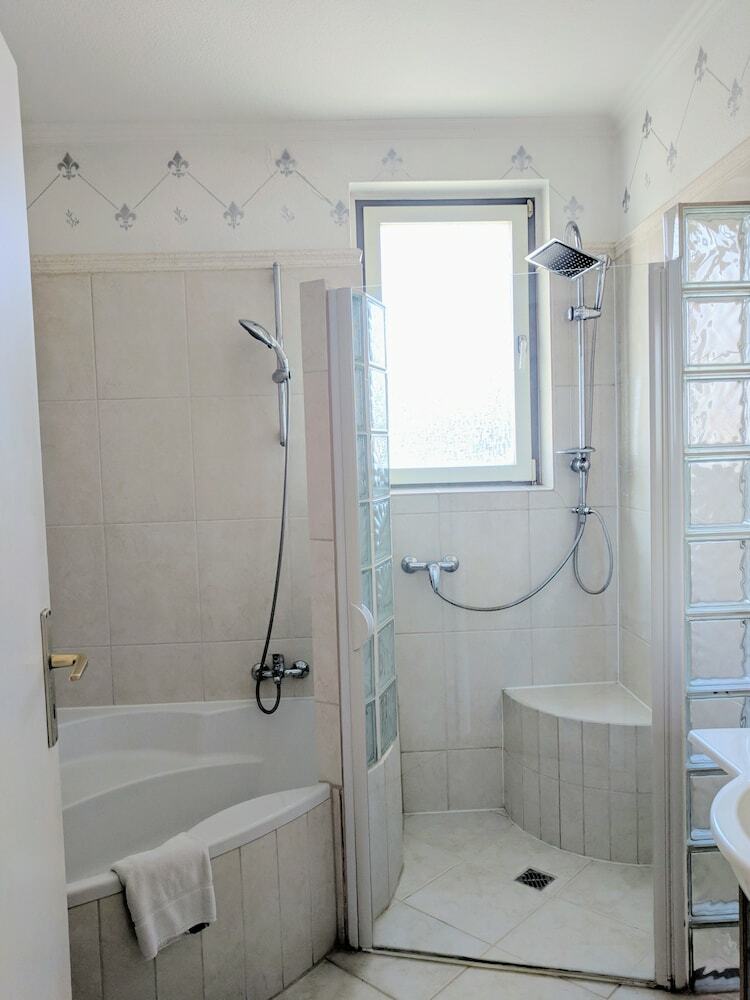 Apartmenthaus Am Rhein