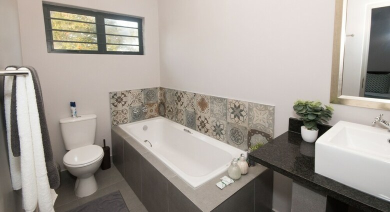 Hotel Hillside Guesthouse