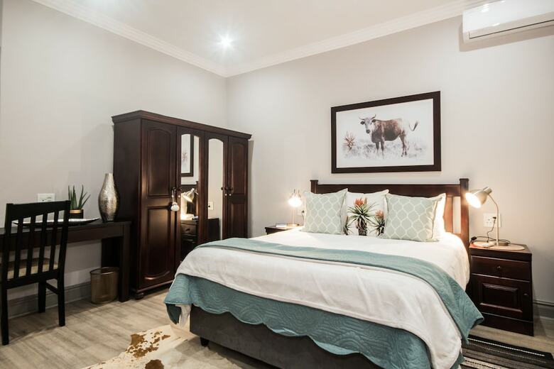 Hotel Hillside Guesthouse