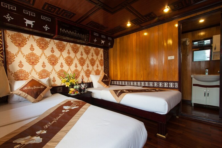 Golden Star Cruise
