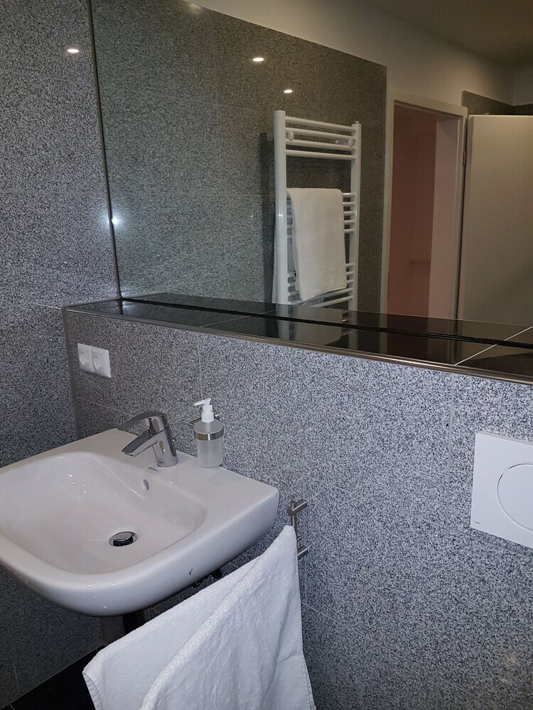 Apartamentos Wohnen Im Souterrain Einer Villa