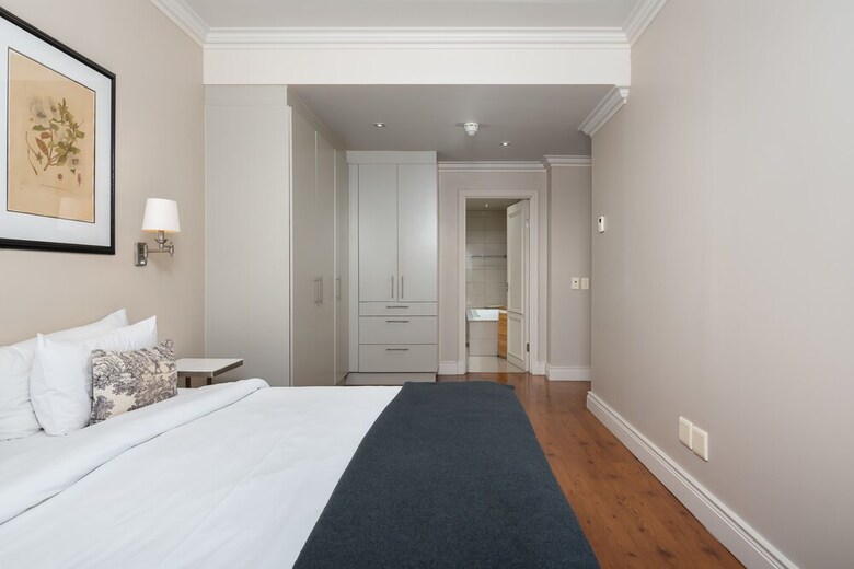 Apartamentos Cape Royale 404
