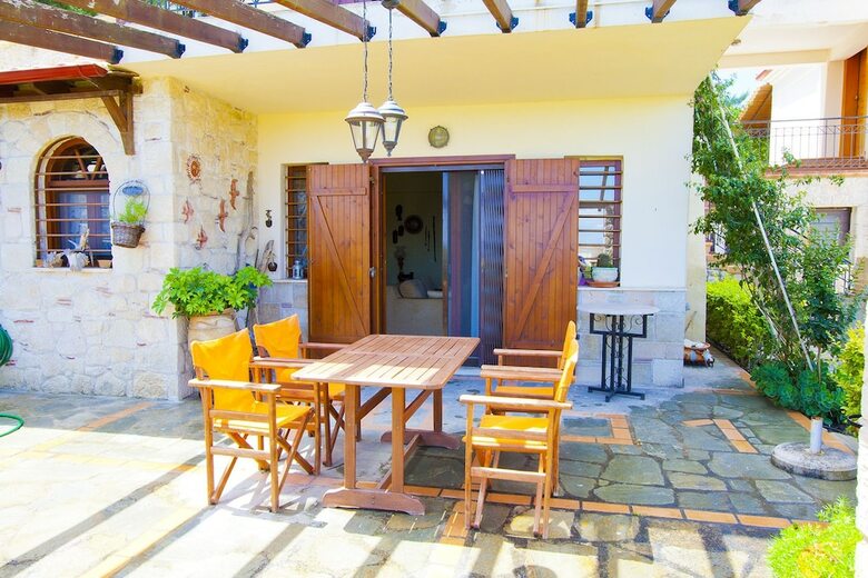 Bizmut Garden House Shared Pool