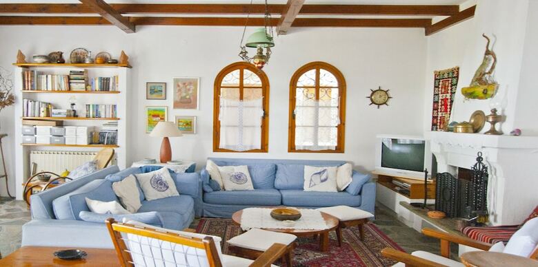 Beaufort Beachfront Villa, Nikiti