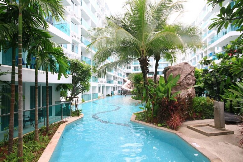 Amazon Condo & Water Park Pattaya