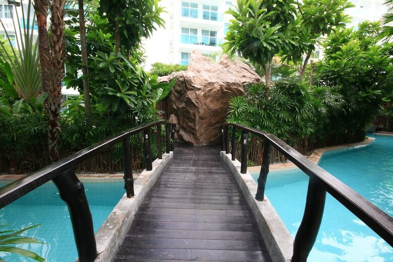 Amazon Condo & Water Park Pattaya