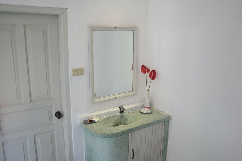 Hotel Tehila House
