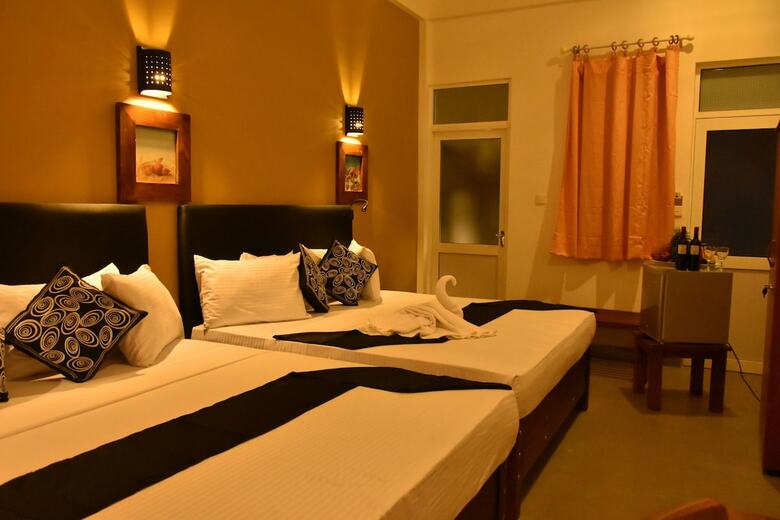 Hotel Nil Diya Beach Resort