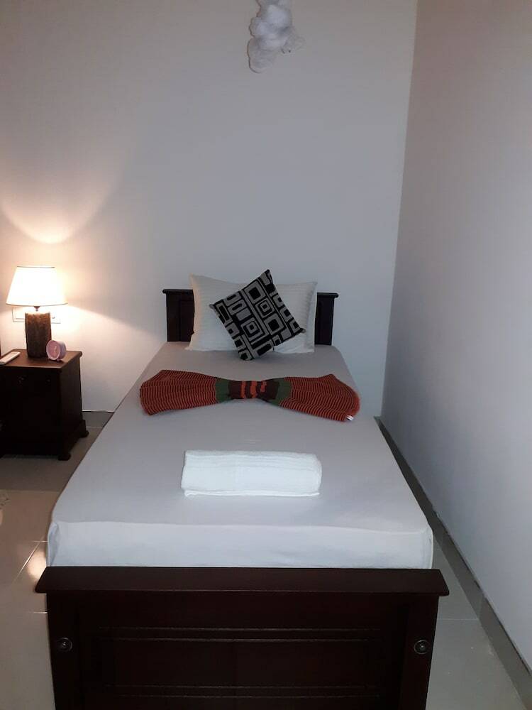 Bed & Breakfast Sigiri Hibiscus Villa