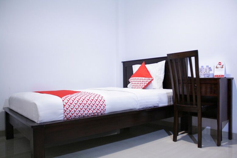 Hostal Oyo 245 Juana 21