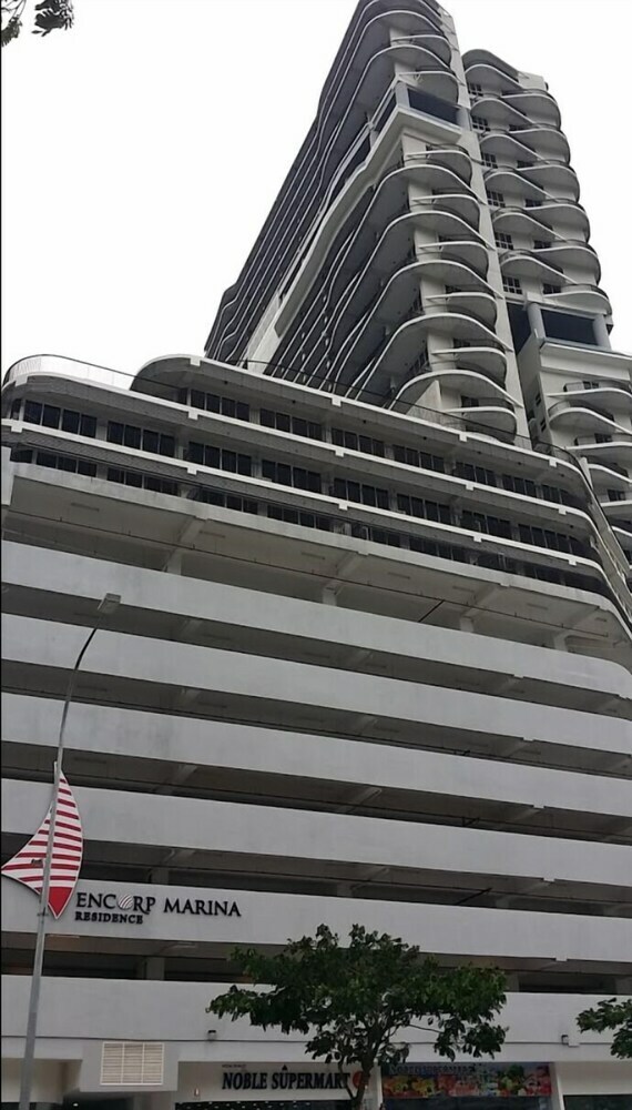 Apartamentos Encorp Marina Suites