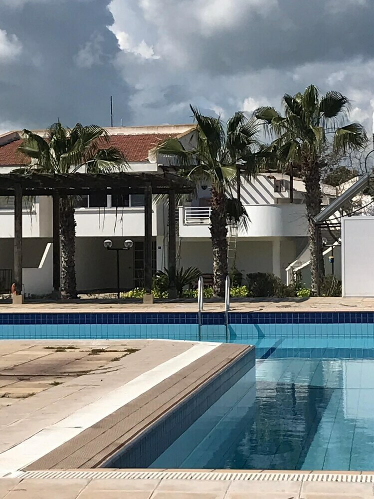 Aparthotel Long Beach Rental Apartments