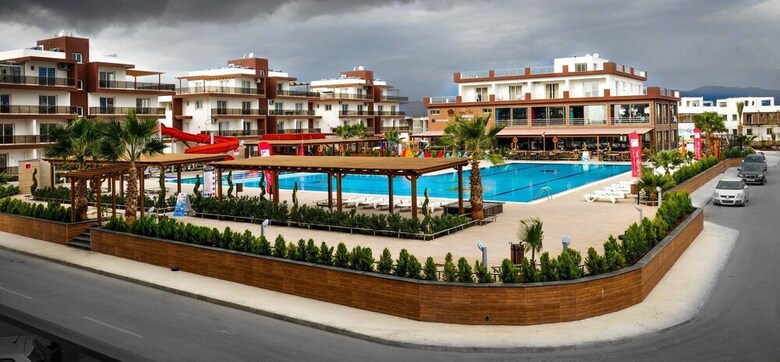 Aparthotel Long Beach Rental Apartments