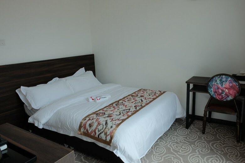 Hotel Natol Travelers & Business Inn
