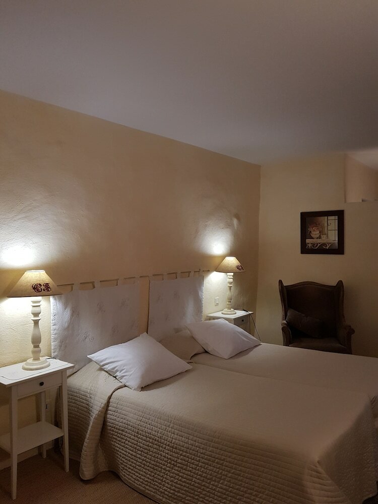 Hotel H�tel Guilhaume D'orange