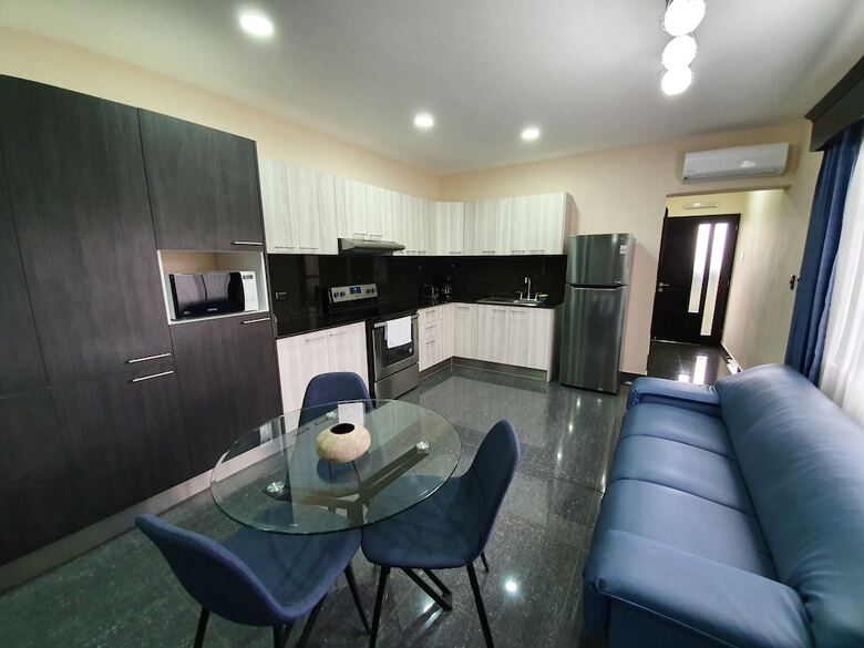 Hotel Suites Merlyn Aeropuerto
