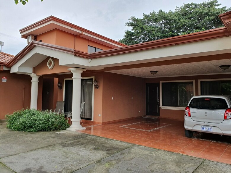 Hotel Suites Merlyn Aeropuerto