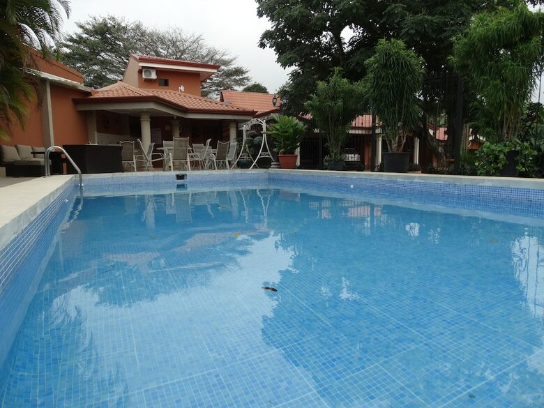 Hotel Suites Merlyn Aeropuerto