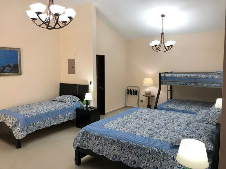 Hotel Suites Merlyn Aeropuerto