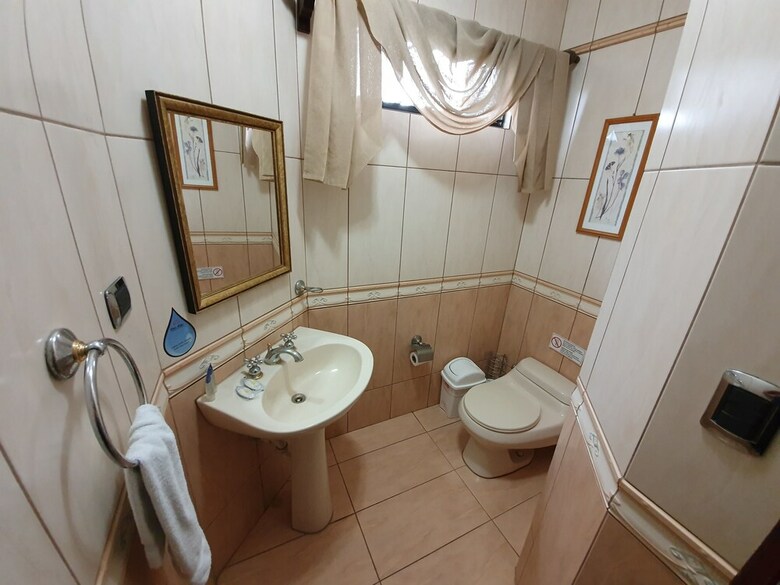 Hotel Suites Merlyn Aeropuerto