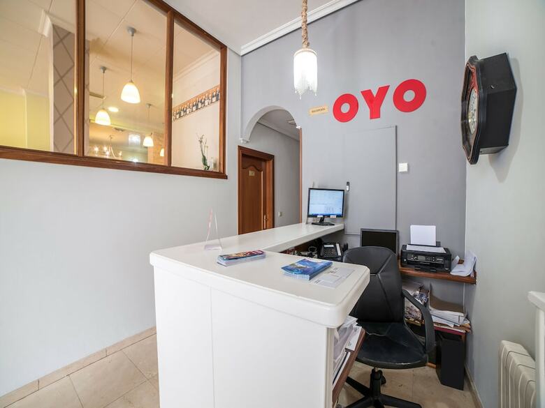 Hotel Oyo Puerto de Cand�s