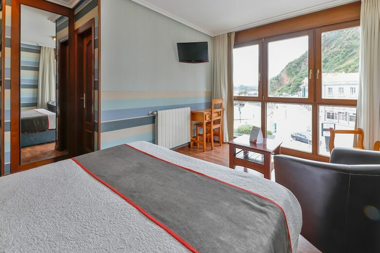 Hotel Oyo Puerto de Cand�s