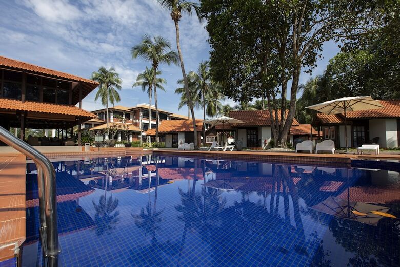 Hotel Adena Beach Resort
