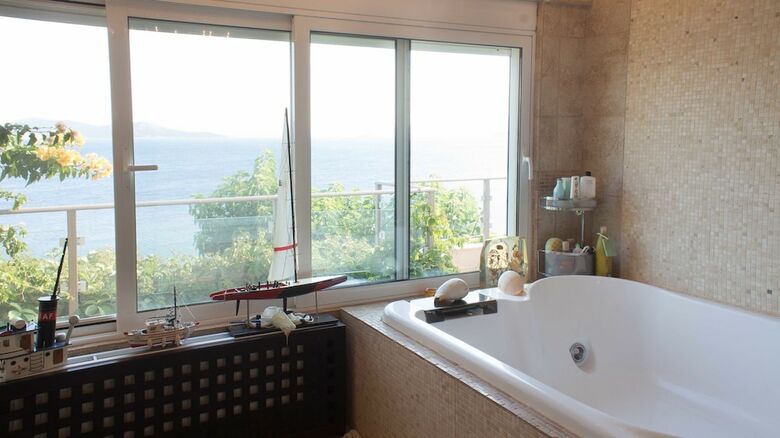 Villa Sapphire Mansion