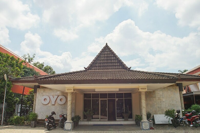 Hostal Oyo 191 Edotel