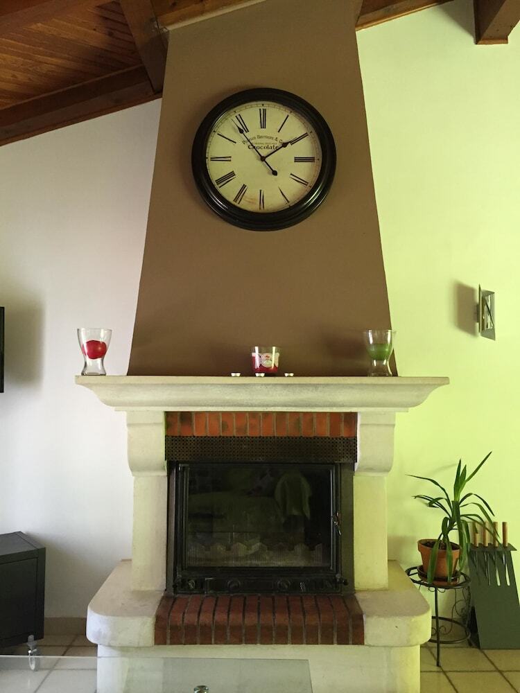 Bed & Breakfast Maison D'h�tes Les Boulb�nes