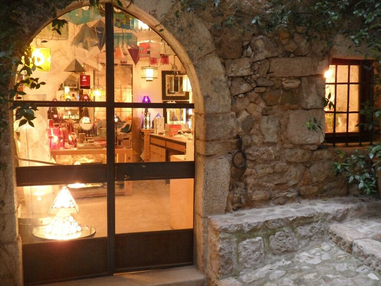 Sainte Agn�s Cottages