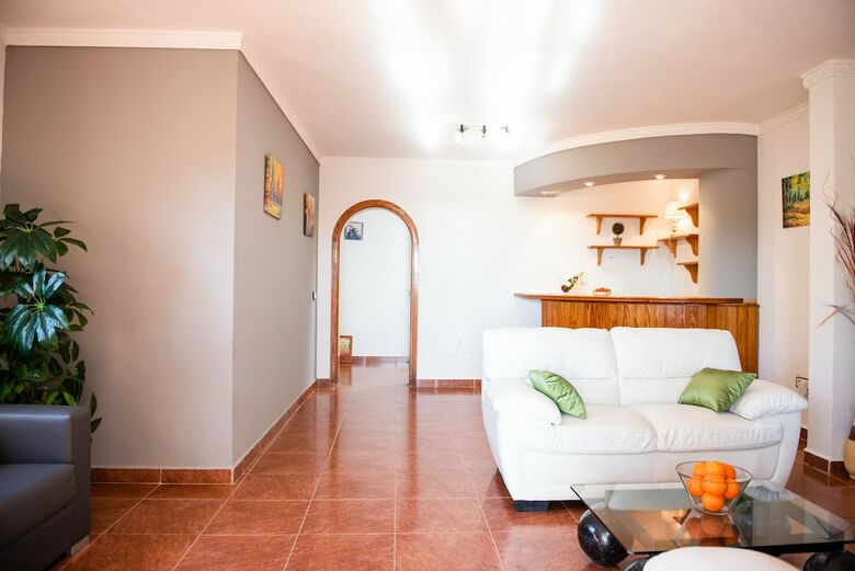 Villa Aurora